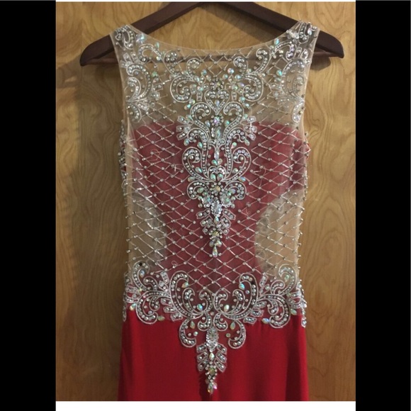 Dress - Picture 4 of 4